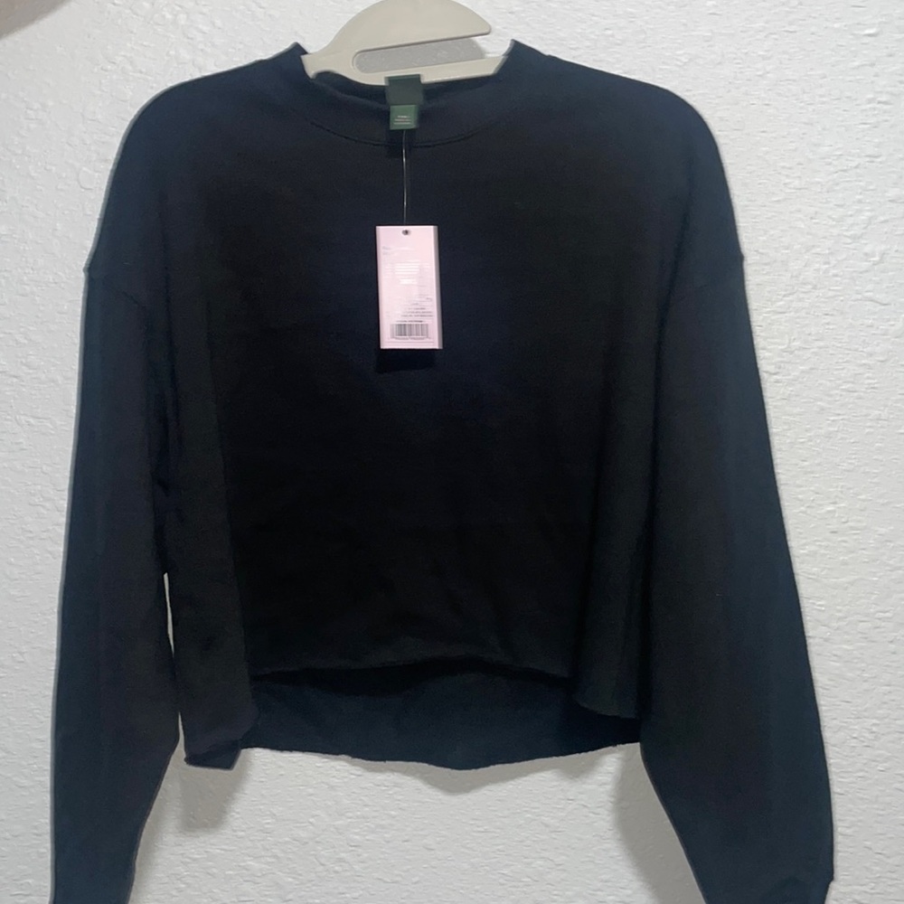 Wild Fable cropped black sweatshirt